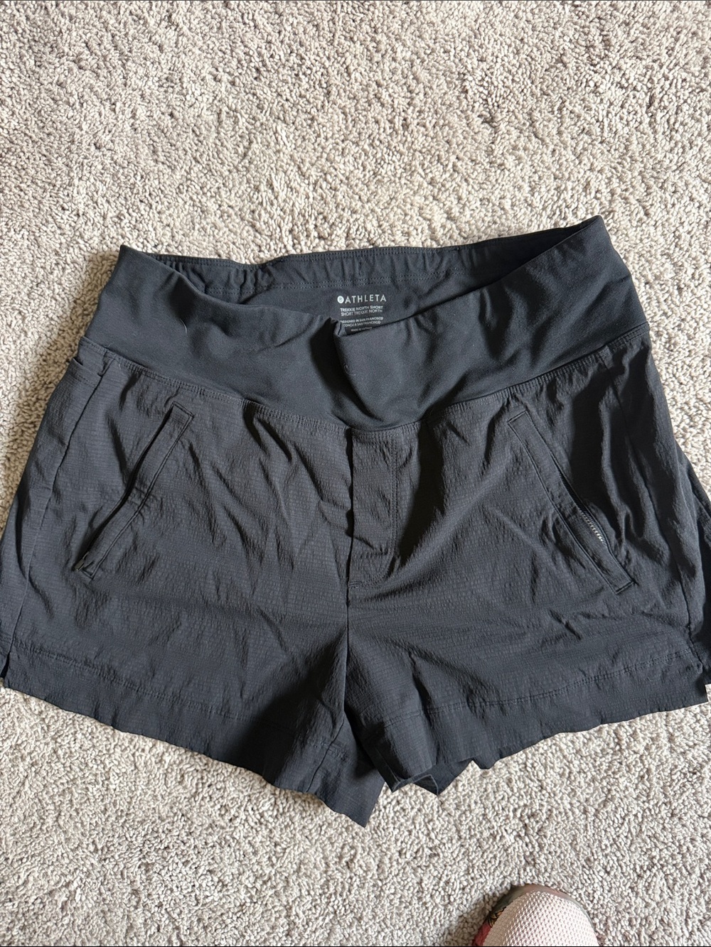 Athleta Black Trekkie North Short Women's Athletic Shorts with Wide Waistband